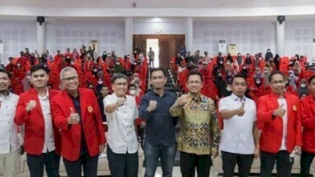Kepala Bappeda Makassar Jadi Pembicara Dalam Seminar Nasional di Unhas
