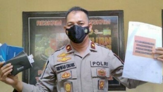 Kapolsek Turikale, Kompol Ridwan Saenong, SH., MH. 