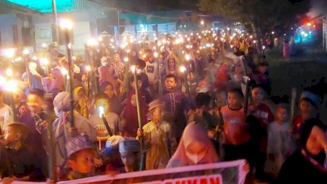 1.444 Obor Terangi Bumi La Maranginang, Malam Tahun Baru Islam di Masamba, Semarak