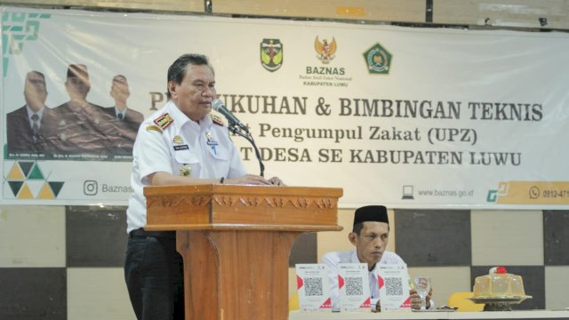 Sekretaris Daerah Kabupaten Luwu, Drs. H. Sulaiman, MM. mengukuhkan Unit Pengumpul Zakat (UPZ) Tingkat Desa se Kabupaten Luwu di aula Bappelitbangda Kelurahan Senga, Rabu (27/07/2022).