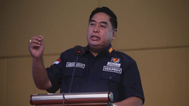 Sekertaris Daerah (Sekda) Provinsi Sulsel, Abdul Hayat Gani, membuka Festival dan Expo Adaptasi Perubahan Iklim Dalam Rangka Program Konsorsium Adaptasi Perubahan Iklim dan Lingkungan (Kapabel) di Hotel Aston Makassar, Kamis, 28 Juli 2022.