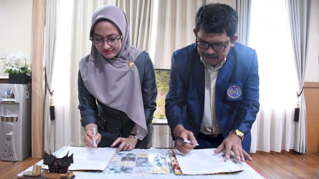 Pemerintah kabupaten Luwu Utara melalui Bupati, melakukan penandatangan Kerjasama&nbsp; dengan Universitas Muhammadiyah Palopo Tentang Pelaksanaan Kerjasama Dalam Bidang Pendidikan, Penelitian, dan Pengabdian Masyarakat di Kabupaten Luwu Utara.