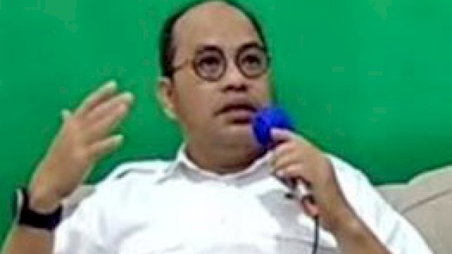 Anggota Komisi A DPRD Kota Makassar, Irwan Djaffar Menejlaskan Soal MInimnya serapan APBD Kota Makassar di triwulam kedua  