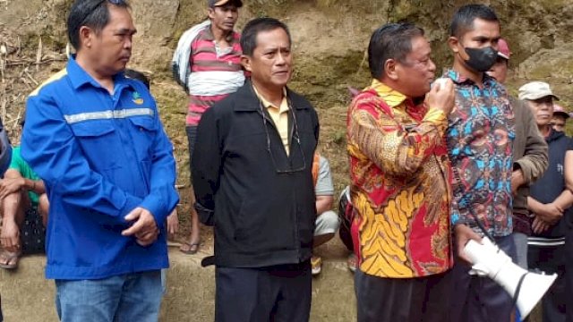 Gubernur Instruksikan Pemenuhan Bantuan untuk Korban Kebakaran di Torut