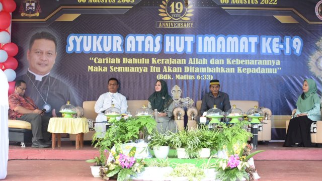 Hadiri Imamat ke 19, Ini Pesan Bupati Utara,