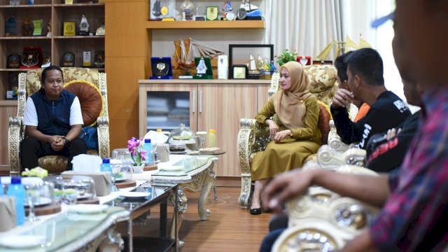25 Relawan Ekspedisi Rampi Minta Restu Ke Bupati Indah