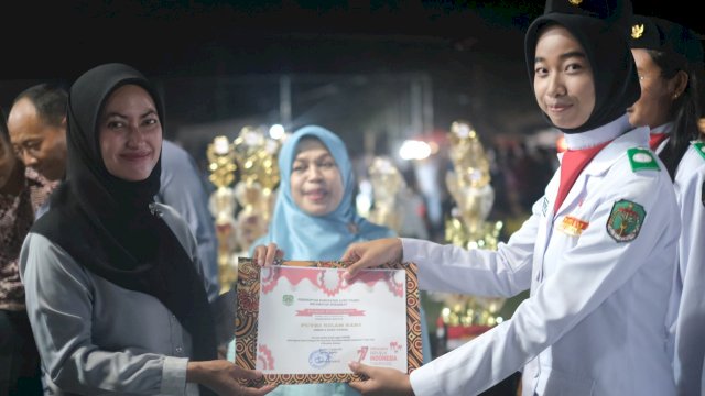 Bupati Lutra Tutup Rangkaian Perayaan Hut Proklamasi di Kecamatan Sukamaju&nbsp;