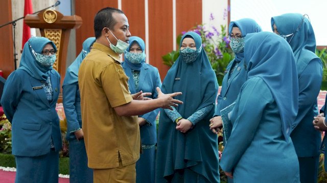 Hadiri Pelantikan Ketua PKK Sidrap, Ini Pesan Gubernur Andi Sudirman