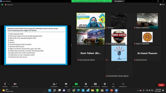 Naoemi Octarina Narasumber Seminar Pendidikan Keluarga