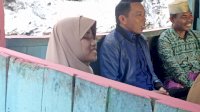 Dapat Beasiswa dan Motor Dari Partai Nasdem, Sumarni Nangis di Depan Syaharuddin Alrif
