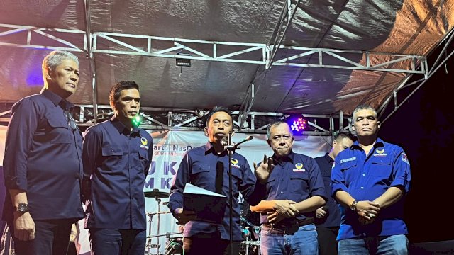 Sekretaris DPW Nasdem Syaharuddin Alrif Bersama Ketua DPD Nasdem Bone H Muhamamd dan Mantan Ketua DPD Sultani