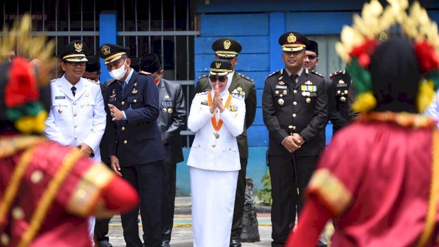 Bupati Lutra Serahkan 162 Remisi kepada Warga Binaan Lapas Kelas IIB Masamba 