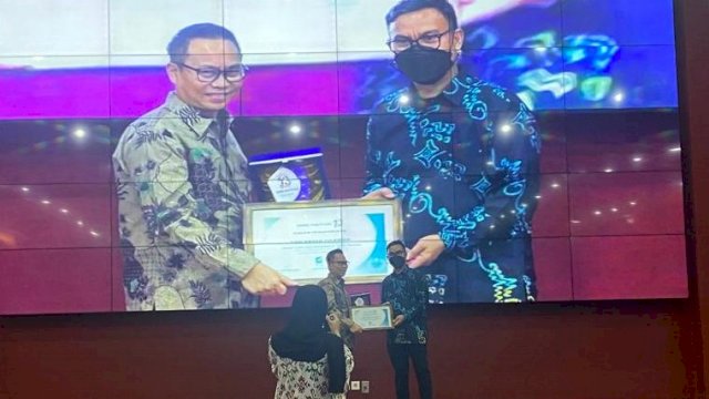 Amran Sulaiman Dinobatkan Sebagai Tokoh Sulsel Paling Berpengaruh di Nasional