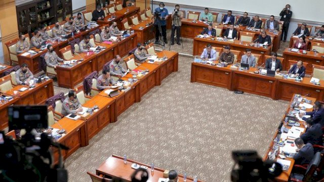 Suasana Rapat Komisi III bersama Dengan Ka;polri dan Tim Khusus Bentukan Kapolri 