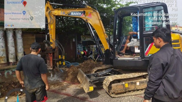 Pipa Induk Bocor, Petugas PDAM Langsung Bergerak Cepat