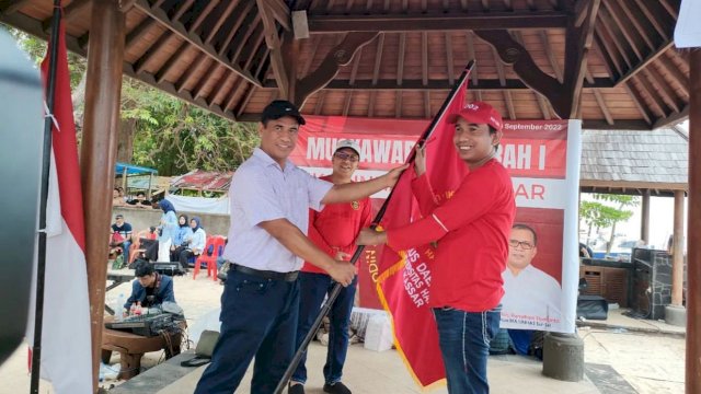Bahagianya Amran Sulaiman Hadiri Langsung Musda IKA Unhas Makassar, Rudianto Lallo Terpilih Aklamasi!