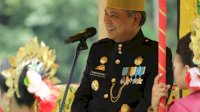 Hadiri Pengukuhan Ma’dika Ulusalu, Basmin: Tokoh Adat Harus Dilibatkan Dalam Tata Kelola Pemerintahan