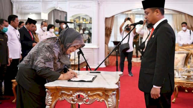 Gubernur Lantik Putra-Putri Luwu Raya Sebagai Kadis Kesehatan dan TA TGUPP