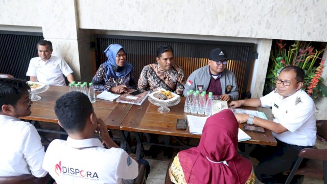 Pemuda Makassar diharapkan mampu menjadi garda terdepan dalam upaya mitigasi sosial yang telah dicanangkan oleh Pemerintah Kota (Pemkot) Makassar.