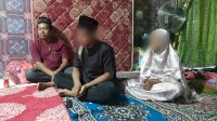 Gubernur Berikan Tabungan Beasiswa kepada 2 Anak di Pinrang yang Ibunya Ditemukan Gantung Diri