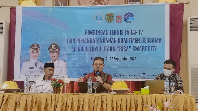 Bimbingan Teknis (Bimtek) tahap IV ini diikuti Tim Pelaksana Luwu Utara BISA Smart City, yang terdiri dari para Sekretaris Perangkat Daerah (PD) bersama para Kasubag Perencanaan-nya. Bimtek ini resmi dibuka Kepala Diskominfo SP, Arief R. Palallo.