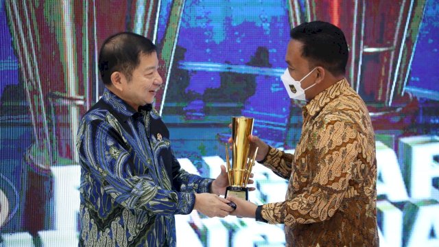 Kementerian Perencanaan Pembangunan Nasional (PPN) mengakui pembangunan di Bantaeng. Daerah berjarak 120 kilometer dari Makassar ini meraih penghargaan pembangunan daerah (PPD) 2022.