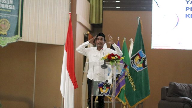 Dihadapan Ratusan Mahasiswa Kesehatan UMI, Rudianto Lallo: Jangan Andalkan Ijazah, Wajib Memiliki Skill