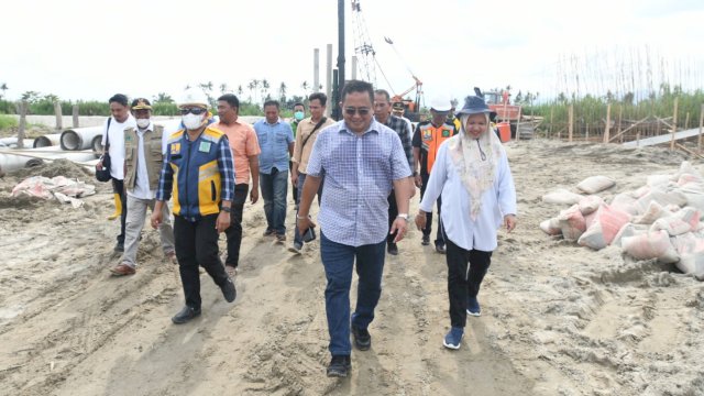 Muh Fauzi Pantau Program Padat Karya