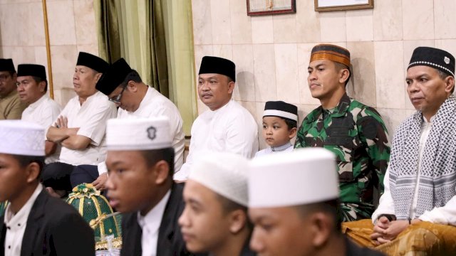 Ilham Azikin Ajak Keluarga Besar Masjid Taqwa Tompong Perkuat Ukhuwah Islamiyah