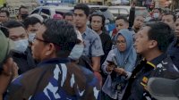 Massa Bayaran Hadang Jerry Sambuaga Saat Hendak Buka Musda AMPI