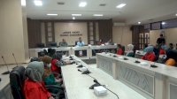 Rudianto Lallo “Anak Rakyat” Motivasi Mahasiswa, Tegaskan Kesuksesan Ditentukan Diri Sendiri