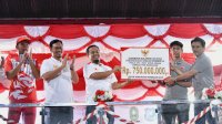 Gubernur Andi Sudirman Berikan Bonus Rp 750 Juta untuk PSM Makassar