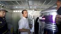 Tinjau Teknologi Arsinum di Pulau Persatuan Sinjai, Andi Sudirman : Masyarakat Bisa Nikmati Fresh Water