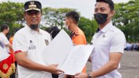 Serahkan 136 SK PNS dan CPNS Lulusan IPDN, Andi Sudirman: Jaga Integritas