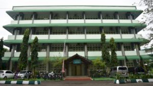 Farmasi UMI PTS Pertama di Luar Pulau Jawa yang Mampu Raih Akreditasi Unggul dari LAM-PTKes￼