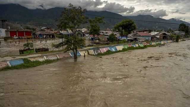 300 Jiwa Majene Mengungsi Akibat Banjir