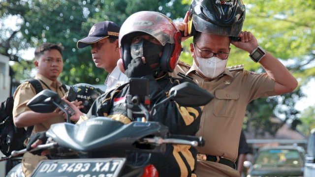 Walikota Makassar Moh Ramdhan &lsquo;Danny&rsquo; Pomanto menyebutkan Kota Makassar mengalami deflasi 0,11% atau inflasi -0,11% berdasarkan rilis Badan Pusat Statistik (BPS) Kota Makassar inflasi per Oktober 2022.