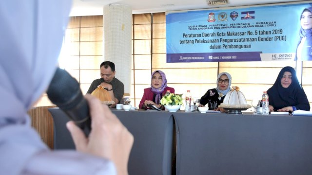 Rezki Sosialisasikan Perda Pengaruhutamaan Gender