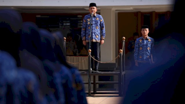 Upacara HKN, Bupati Bantaeng Beri Penghargaan untuk Tenaga Kesehatan