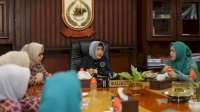 Indira Yusuf Ismail Lepas Tim Jambore TP PKK Kota Makassar