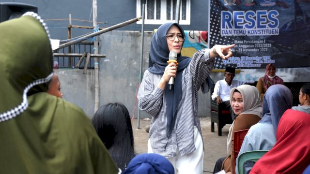 Warga Rajawali Curhat Soal Infrastruktur ke Rachmatika Dewi