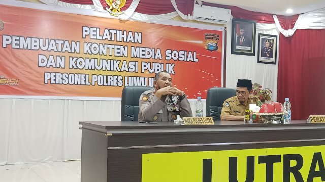 Undang Diskominfo, Polres Lutra Gelar Pelatihan Konten Media Sosial dan Komunikasi Publik