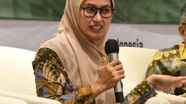 Bupati Luwu Utara, Indah Putri Indriani di daulat menjadi salah satu dari empat kepala daerah di Sulawesi Selatan untuk menjadi narasumber pada kegiatan "Green Leader Forum Provinsi Sulsel, untuk pembangunan yang adil dan berkelanjutan".