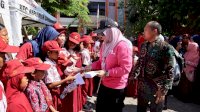Kunjungi Longwis Ipoh, Wawali Makassar Bawa Bantuan Ke Warga Barrang Lompo