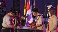 Dilantik Ketua Kwarda Sulsel, Danny-Fatma Resmi Jabat Ketua Mabicab dan Ketua Kwarcab Pramuka Makassar