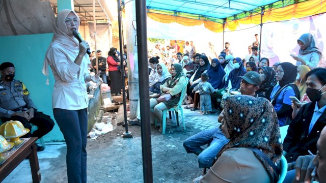 Anggota DPRD Provinsi Sulawesi Selatan, Andi Rachmatika Dewi menerima aspirasi dari warga di Kelurahan Kaluku Bodoa terkait ganti rugi nelayan akibat reklamasi pembangunan Makassar New Port (MNP) dari PT Pelindo.