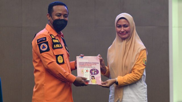 Bupati Luwu Utara Indah Putri Indriani ,menghadiri Peringatan hari Kesehatan Nasional (HKN) 2022, yang digelar pemerintah Provinsi, dengan mengangkat tema &ldquo;Bangkit Indonesiaku, Sehat negeriku&rdquo;&nbsp;