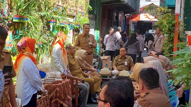 Sekretariat DPRD Kota Makassar membuat terobosan baru, yakni dengan mengadakan rapat kordinasi pekan terakhir di bulan November yang dilaksanakan di Lorong Wisata Jincheng di Jl. Kodingareng, Kelurahan Mampu, Kecamatan Wajo. 