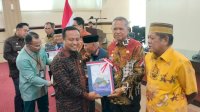 Bupati Luwu Raih Penghargaan Atas 5 Kali Berturut Opini WTP