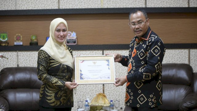 Pemda Lutra Kembali Raih Penghargaan WTP
